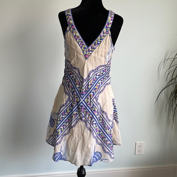 Leifnotes “bee” dress. Size 2 - Picture 2 of 6